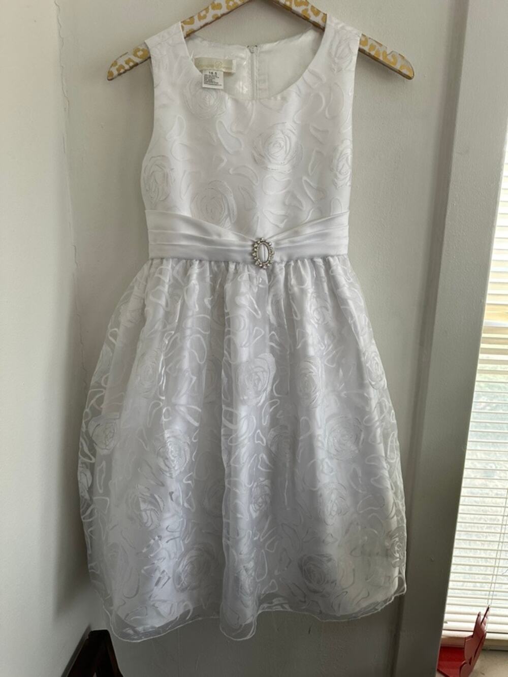 AMERICAN PRINCESS Girls White Flower Girl Lace Dress | Size 16.5